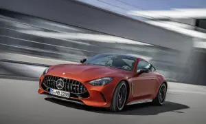 Ceny mercedes amg gt63s - co wpływa na koszt nowych i używanych modeli?
