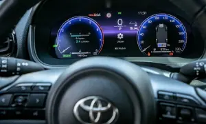 Ile pali Toyota Yaris? Porównanie zużycia paliwa różnych modeli
