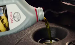 Jaki olej do Toyoty Avensis 2.0 D4D T25? Oto najważniejsze informacje