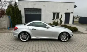 Mercedes-Benz SLK - poznaj jego wyjątkowe cechy i oferty używanych modeli