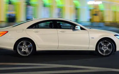 Mercedes CLS 63 AMG: Czy warto kupić używany? Wady i koszty