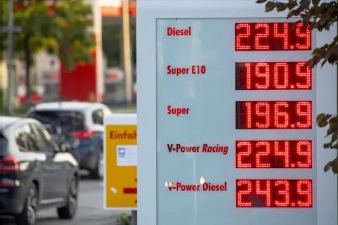 Ile kosztuje litr benzyny w Niemczech? Zaskakujące ceny i porównania