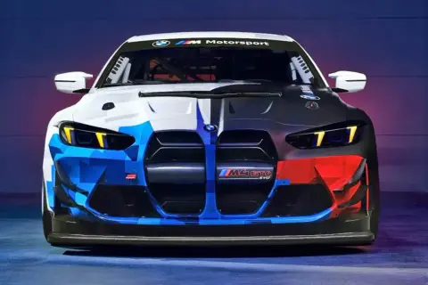 BMW M4 GT3 - osiągi, historia wyścigowa i nadchodząca wersja EVO