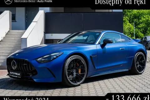 Mercedes GTS 63S AMG - poznaj moc, osiągi i unikalne cechy modelu