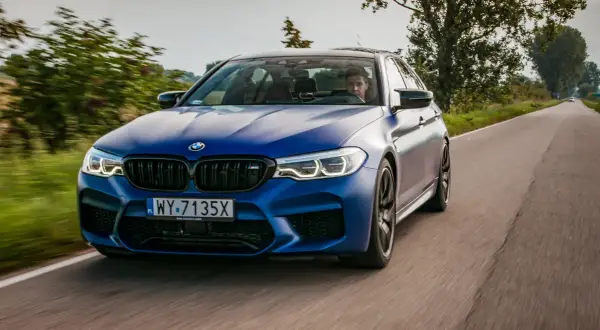 BMW M5 F90 Competition - moc, osiągi i porównania z innymi modelami
