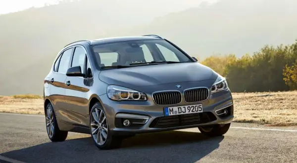 BMW 2 Active Tourer - sprawdź, co czyni go wyjątkowym minivanem