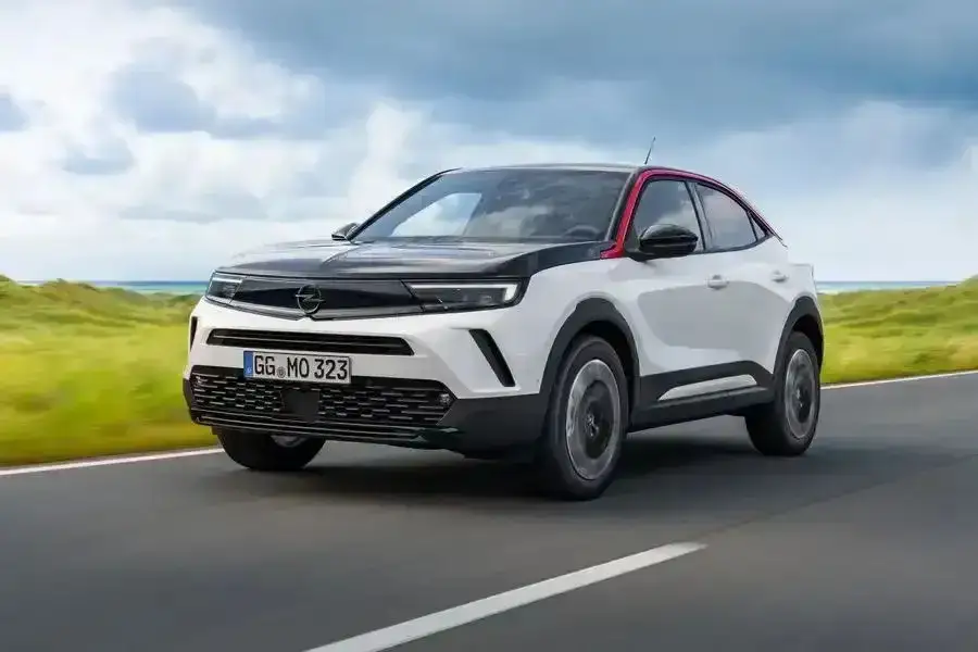 Zdjęcie Opel Mokka jaki silnik - porównanie opcji silnikowych i ich osiągi